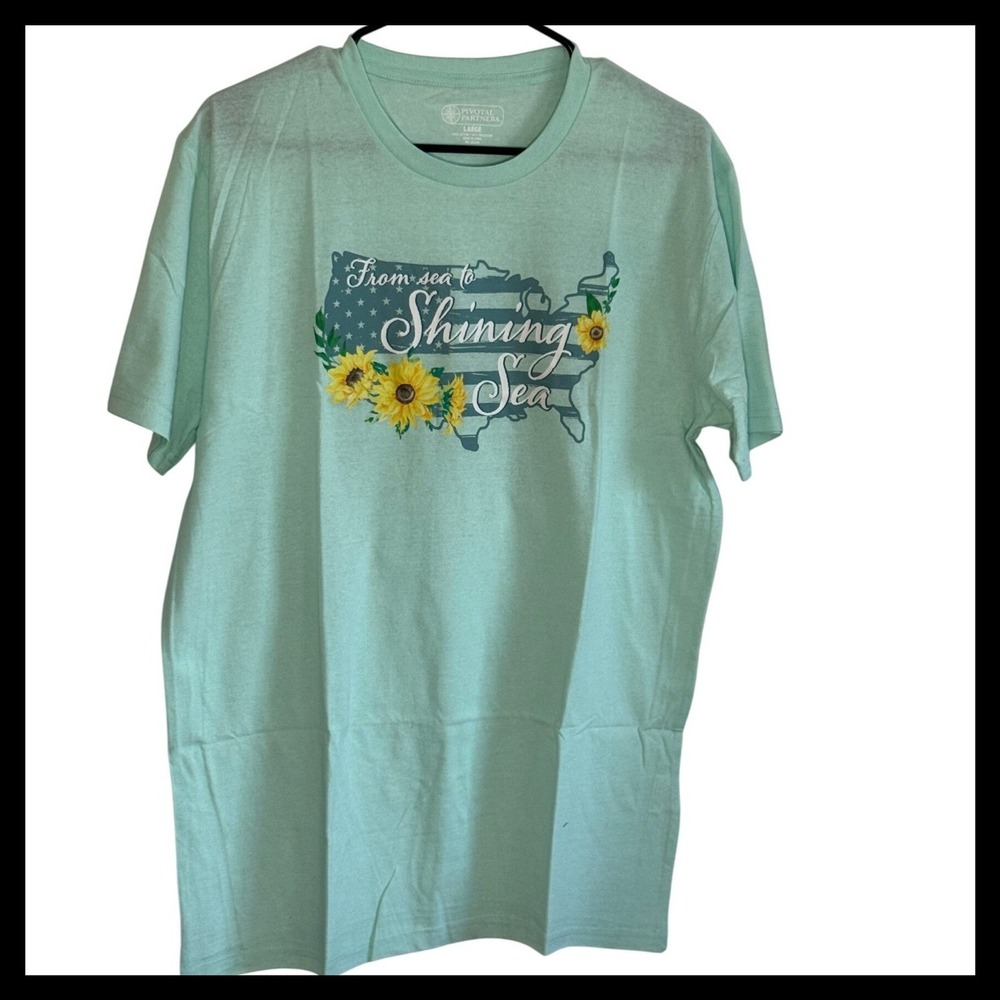 NWOT Pivotal Partners Mens Large Mint Green From Sea To Shining Sea Sunflower